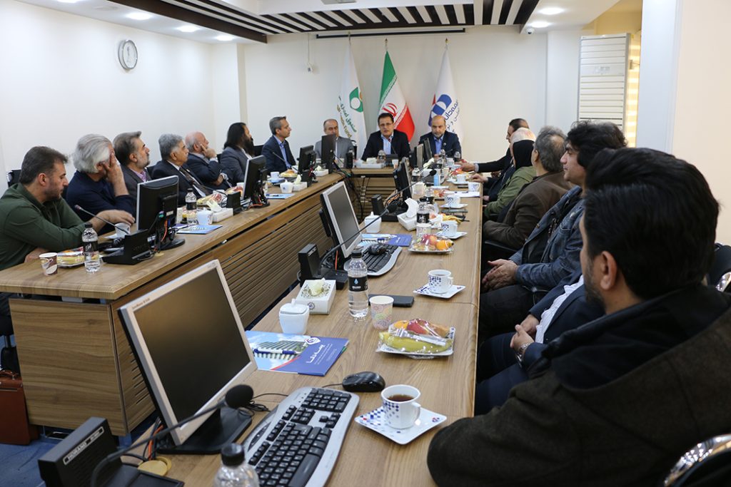 دکتر جعفری مدیر عامل بیمه دانا - بیمه هنرمندان